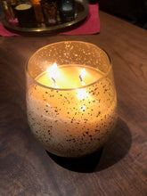 Load image into Gallery viewer, Bella & Toby Centrepiece